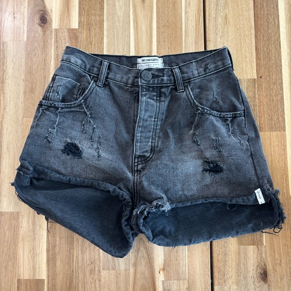 One Teaspoon Bandit Shorts‎